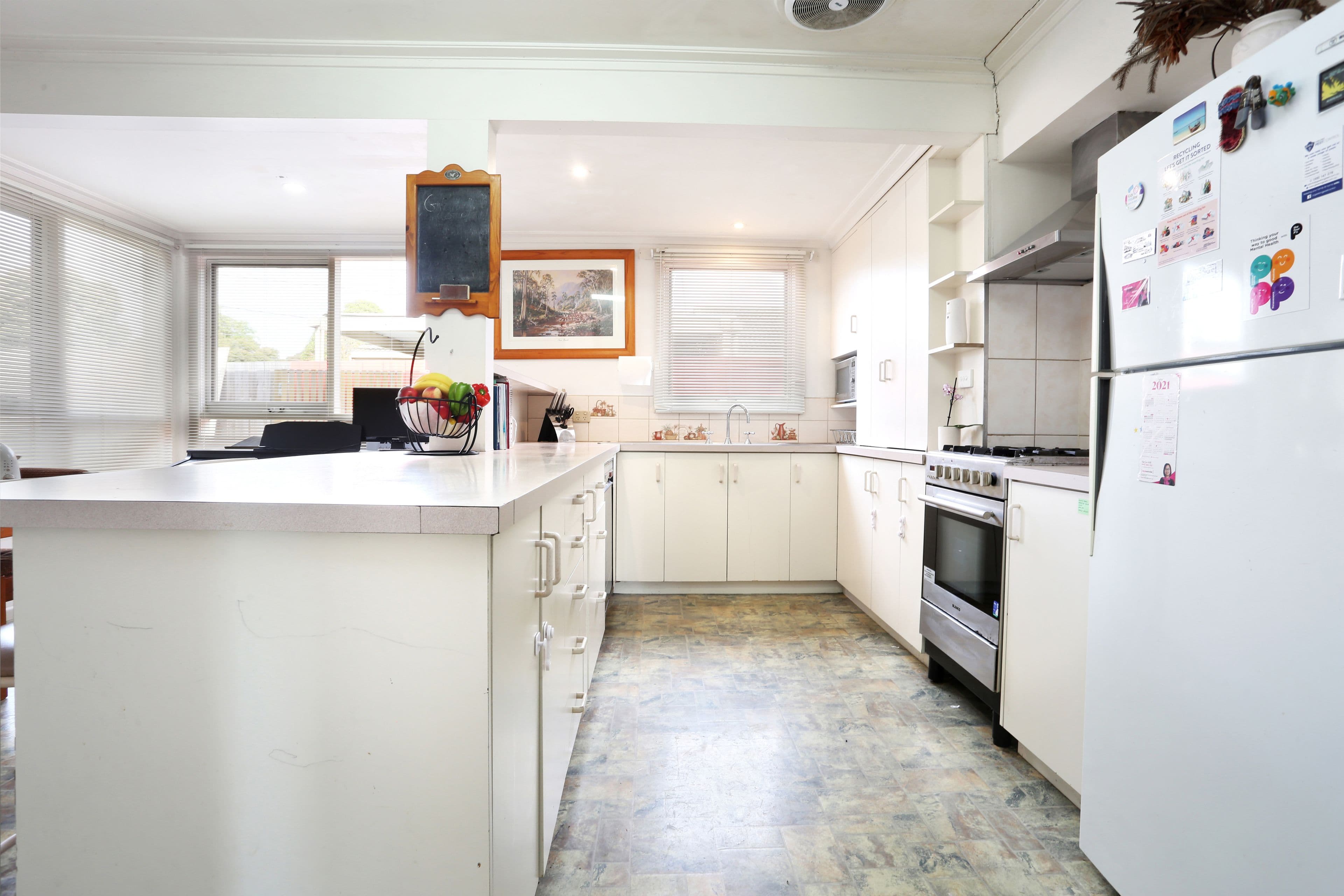 14 Northam Avenue, Highton VIC 3216, Highton - Thumbnail 2