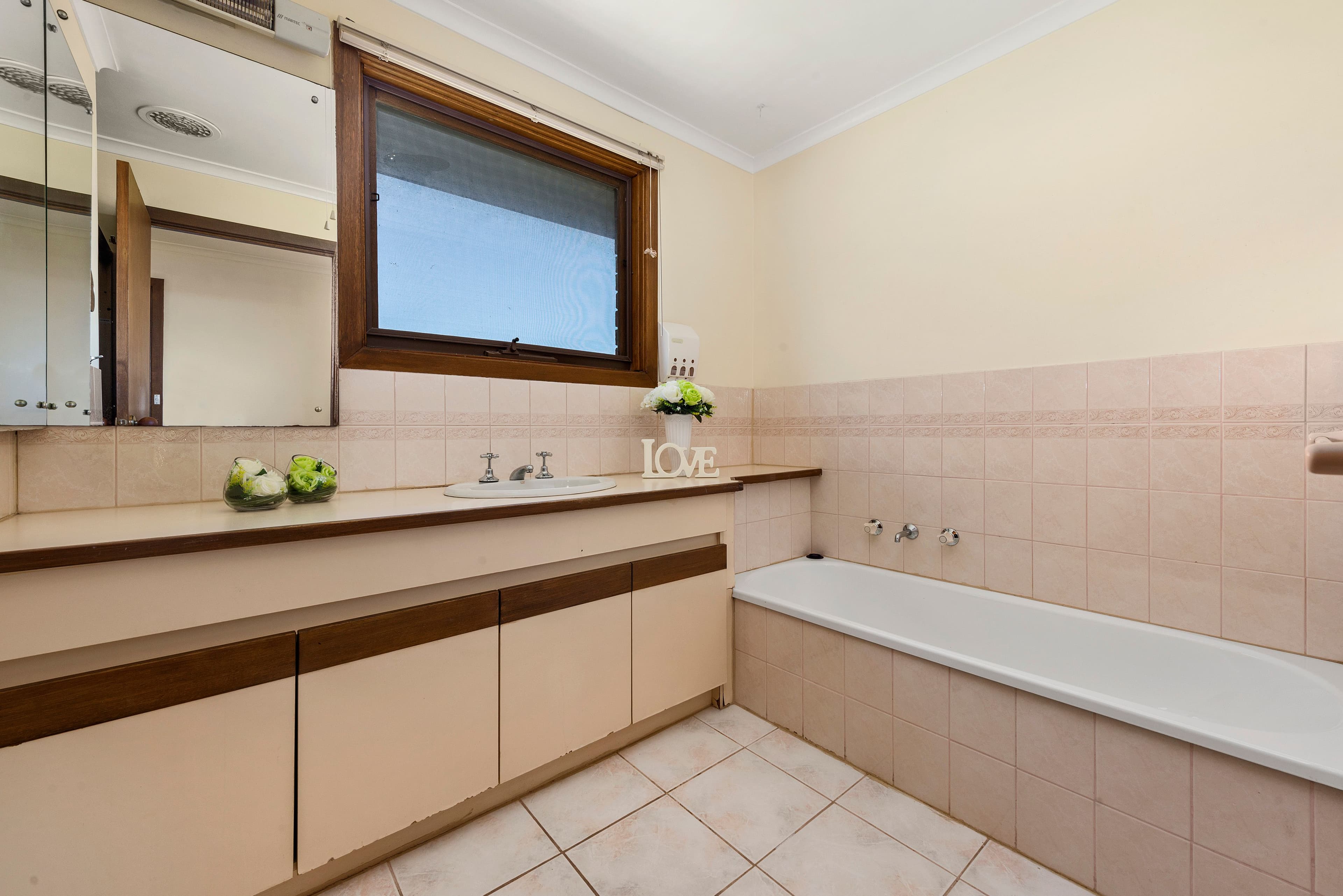 95 Grandview Road, Wheelers Hill VIC 3150, Wheelers Hill - Thumbnail 8