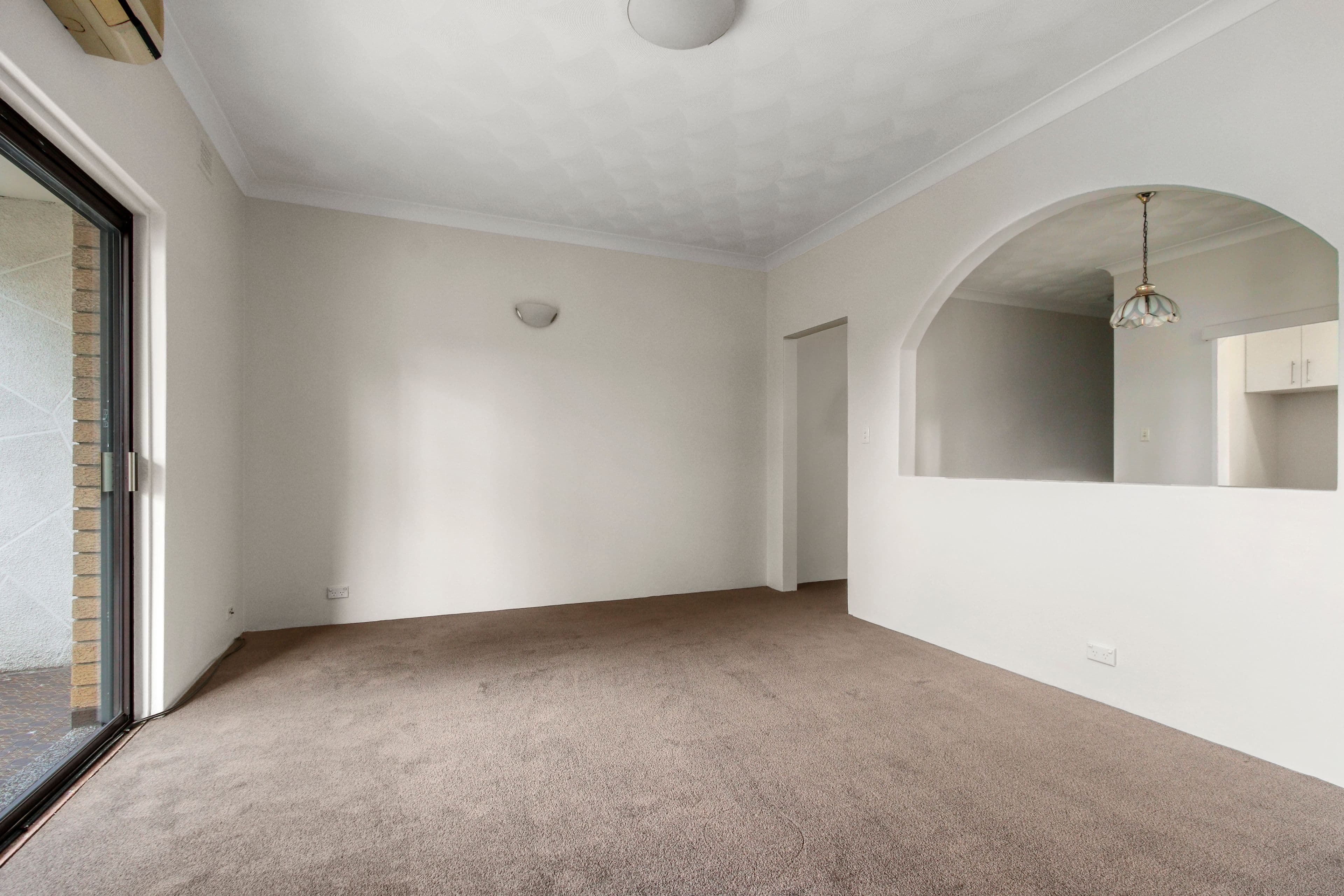 36 Hampton Court Road, Carlton NSW 2218, Carlton - Thumbnail 5