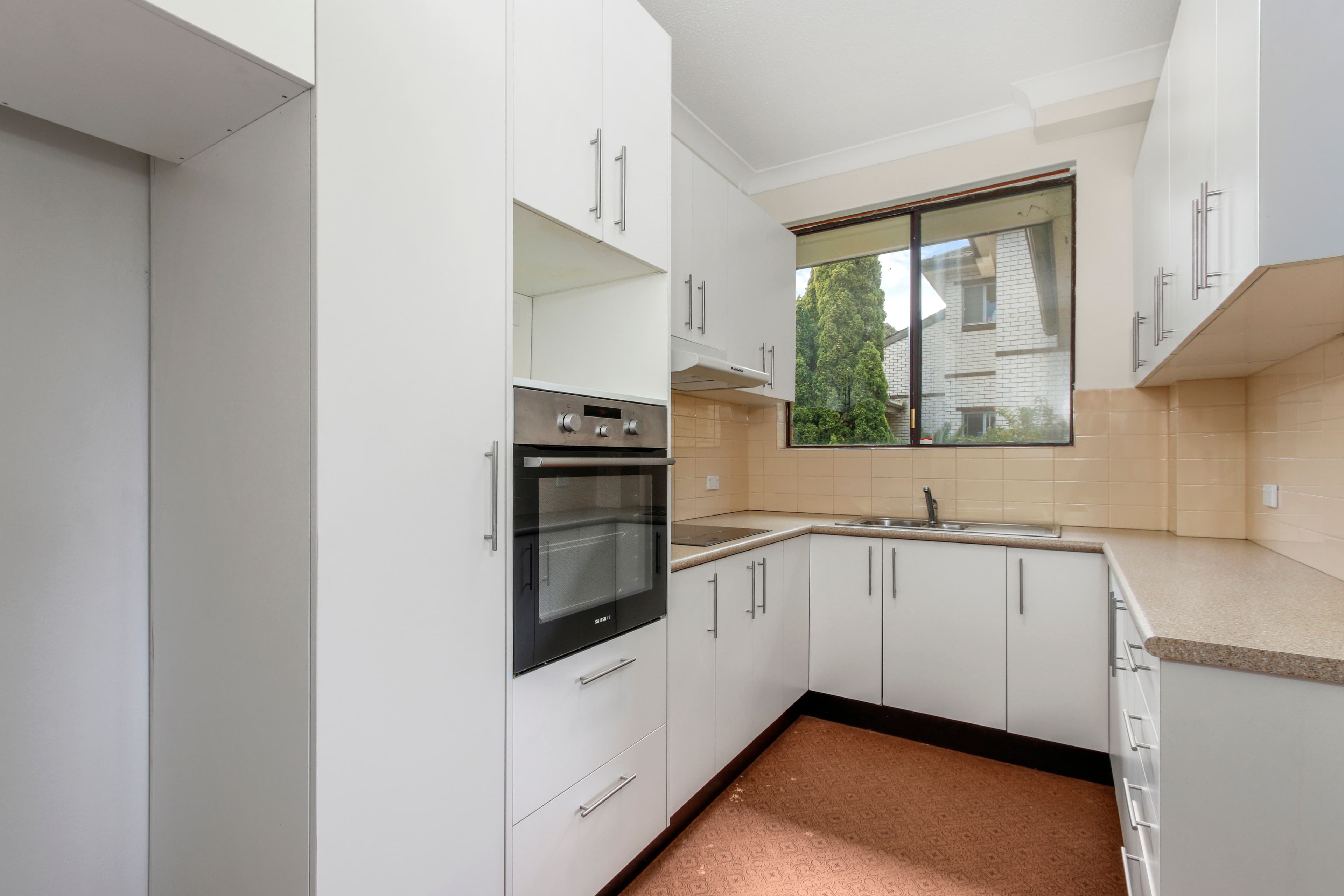 36 Hampton Court Road, Carlton NSW 2218, Carlton - Thumbnail 6