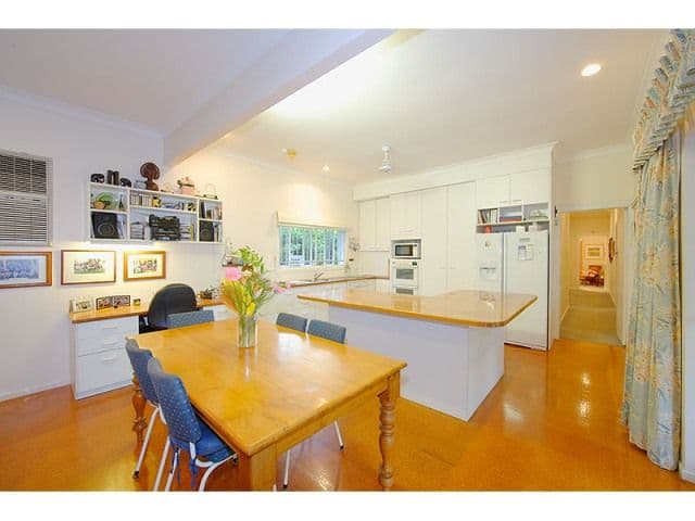 36 Douglas Street, SHERWOOD QLD 4075, Sherwood - Thumbnail 3