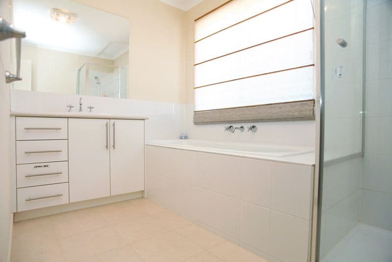 1 Rowanval Terrace, MERNDA VIC 3754, Mernda - Thumbnail 6