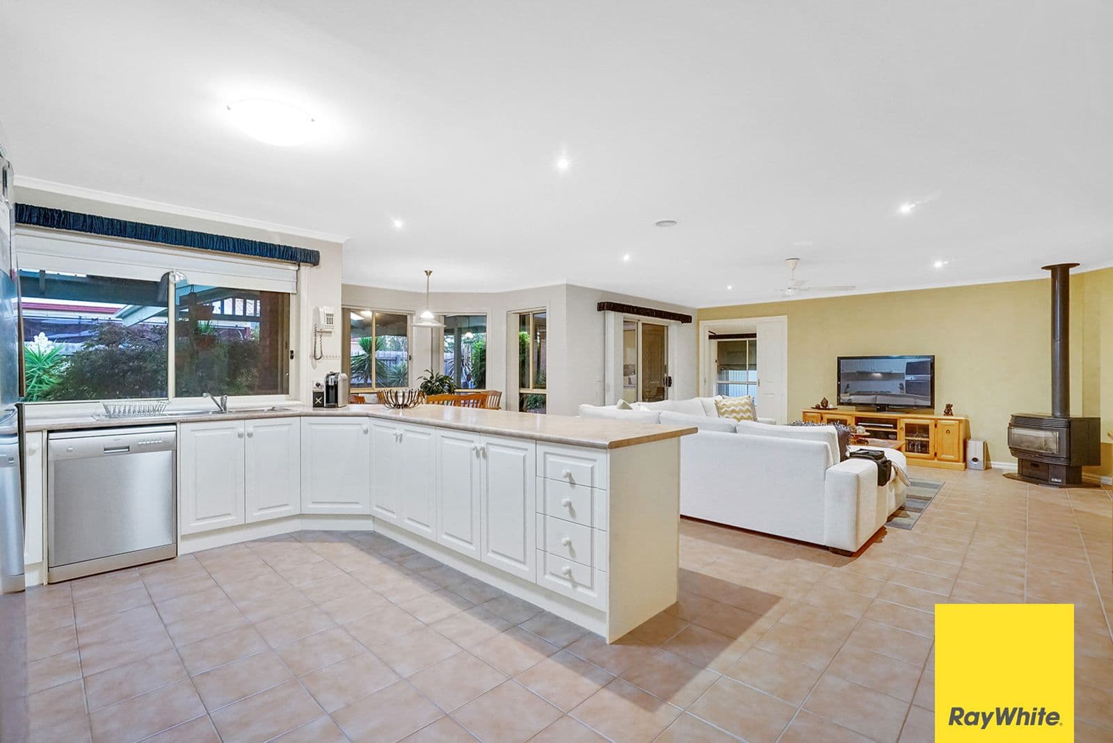 2 Albion Court, Hoppers Crossing VIC 3029, Hoppers Crossing - Thumbnail 5
