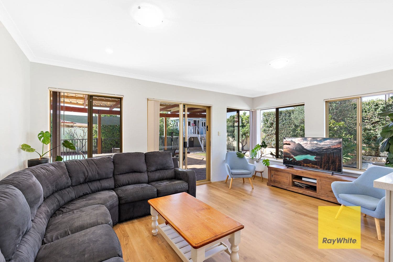 35 Redheart Drive, Thornlie WA 6108, Thornlie - Thumbnail 7