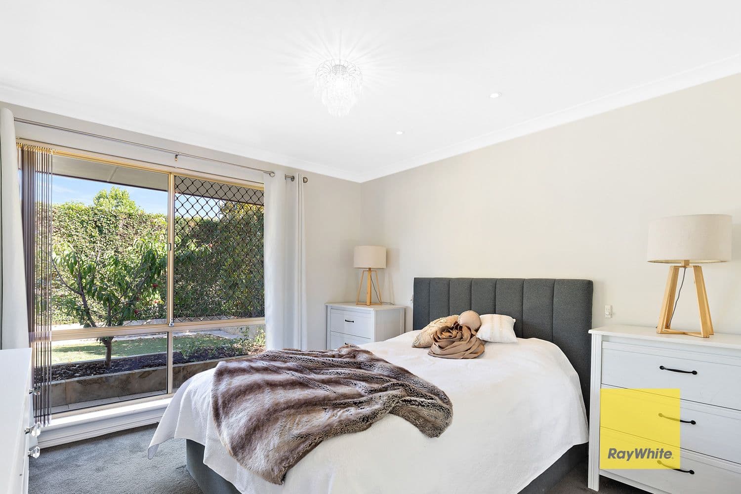 35 Redheart Drive, Thornlie WA 6108, Thornlie - Thumbnail 8