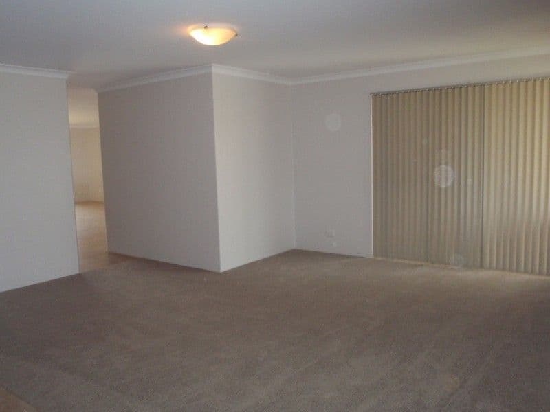 34 Casuarina Crescent, JURIEN BAY WA 6516, Jurien Bay - Thumbnail 2
