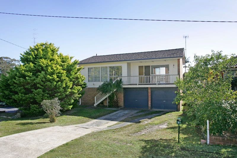 7 Hillcrest Avenue, BATEAU BAY NSW 2261, Bateau Bay - Image 1