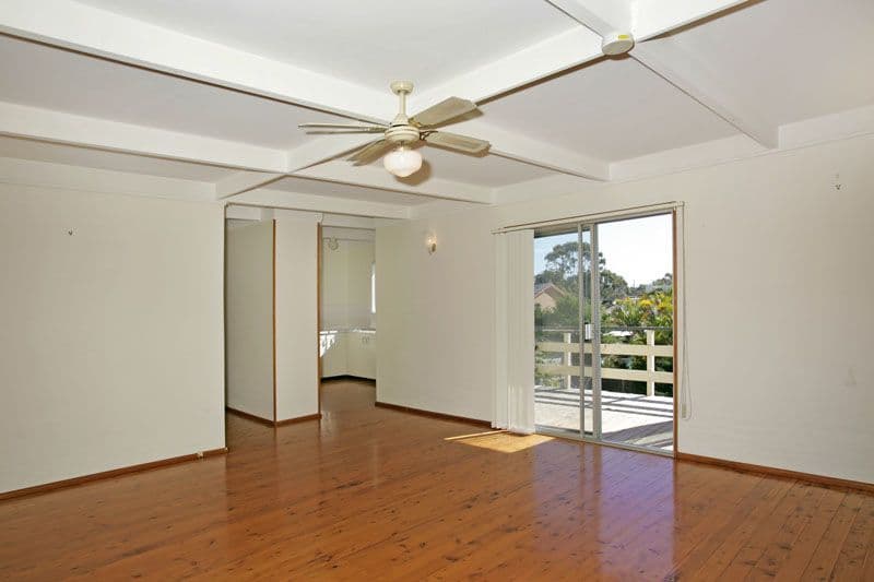 7 Hillcrest Avenue, BATEAU BAY NSW 2261, Bateau Bay - Thumbnail 2