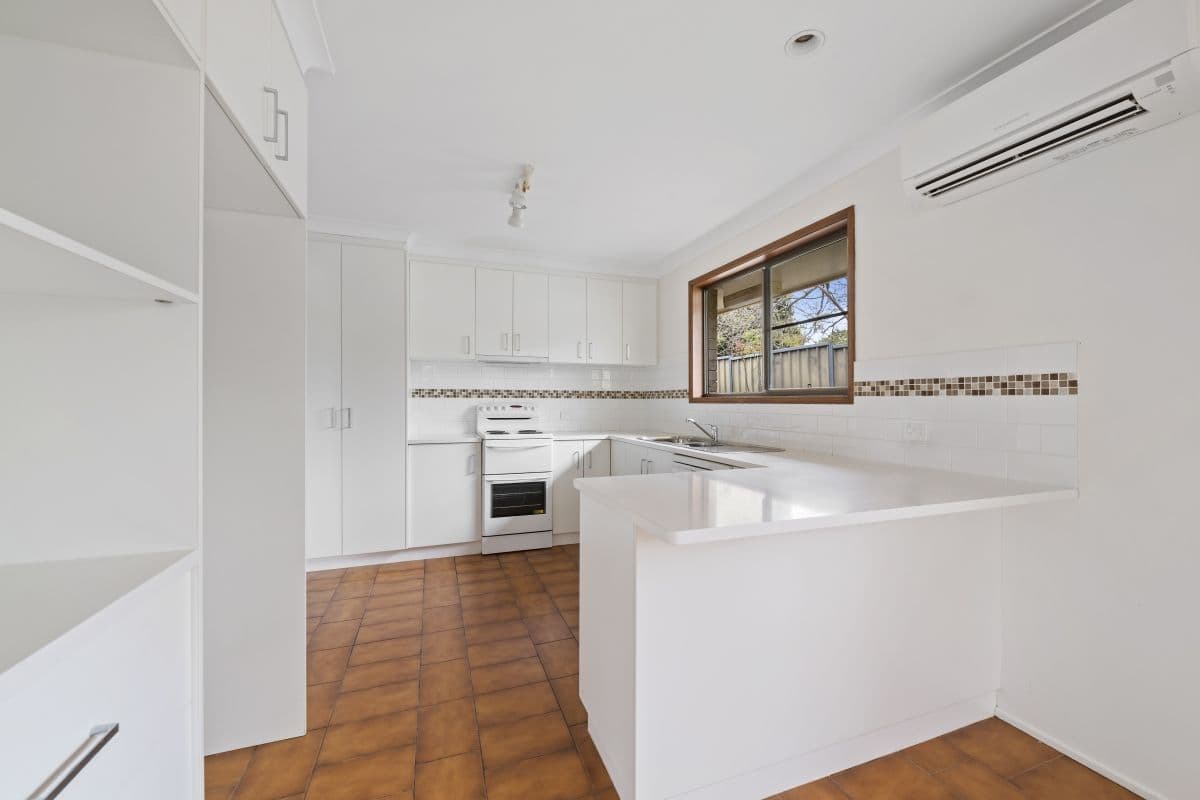 23 Lotus Crescent, Centenary Heights QLD 4350, Centenary Heights - Thumbnail 6