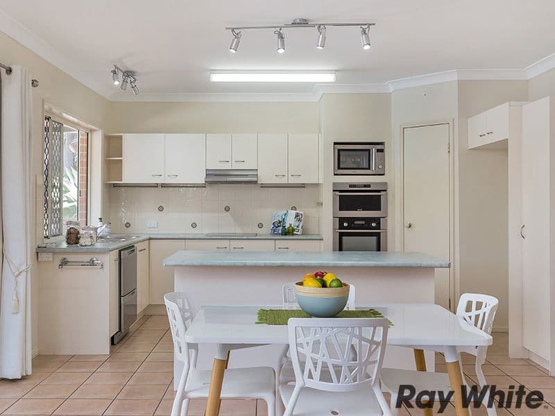 2 Honeybee Place, Upper Kedron QLD 4055, Upper Kedron - Thumbnail 3