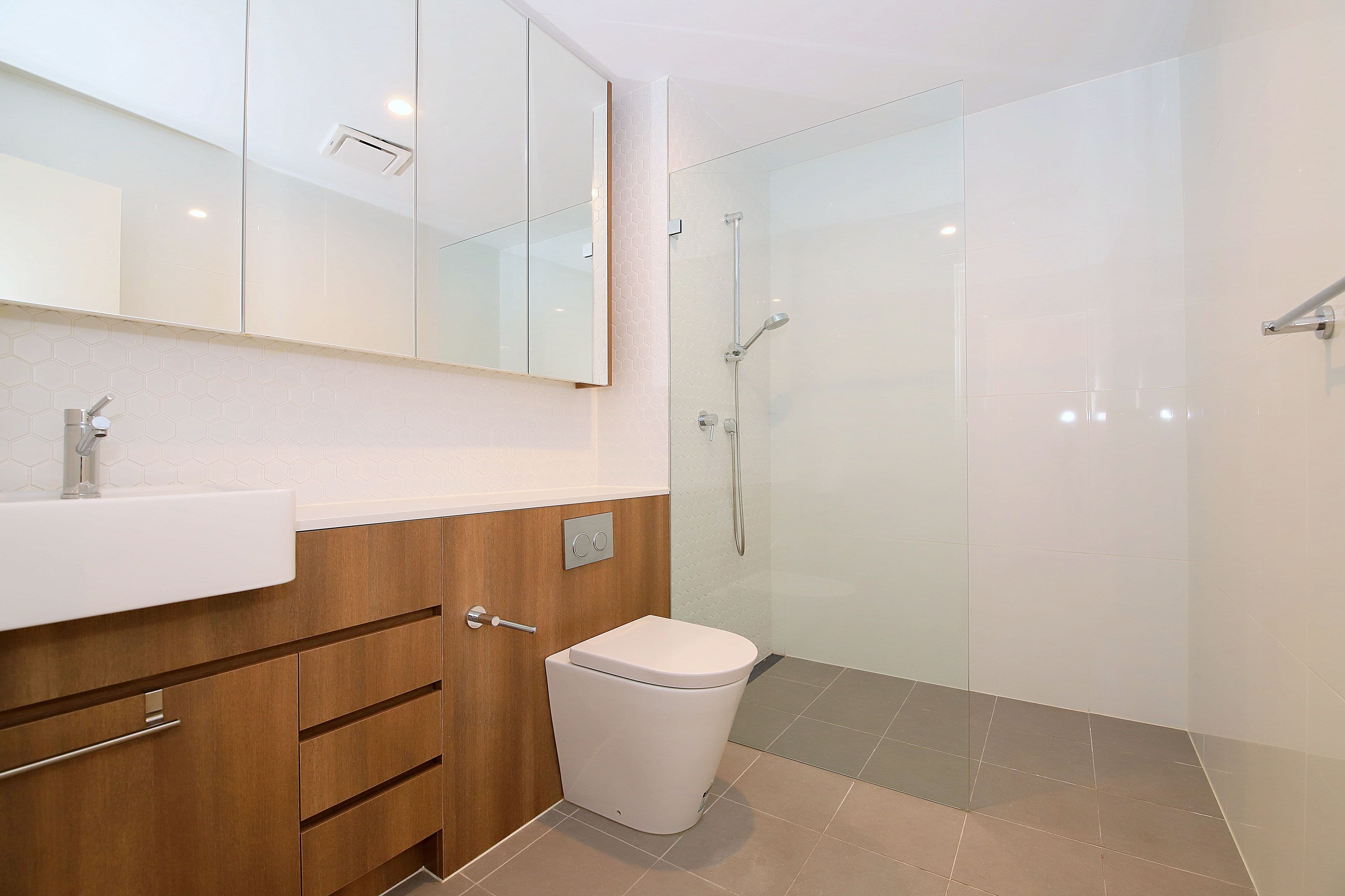 74-76 Kitchener Parade, Bankstown NSW 2200, Bankstown - Thumbnail 6