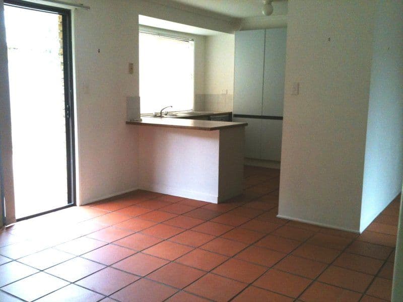 41 Allied Drive, ARUNDEL QLD 4214, Arundel - Thumbnail 7