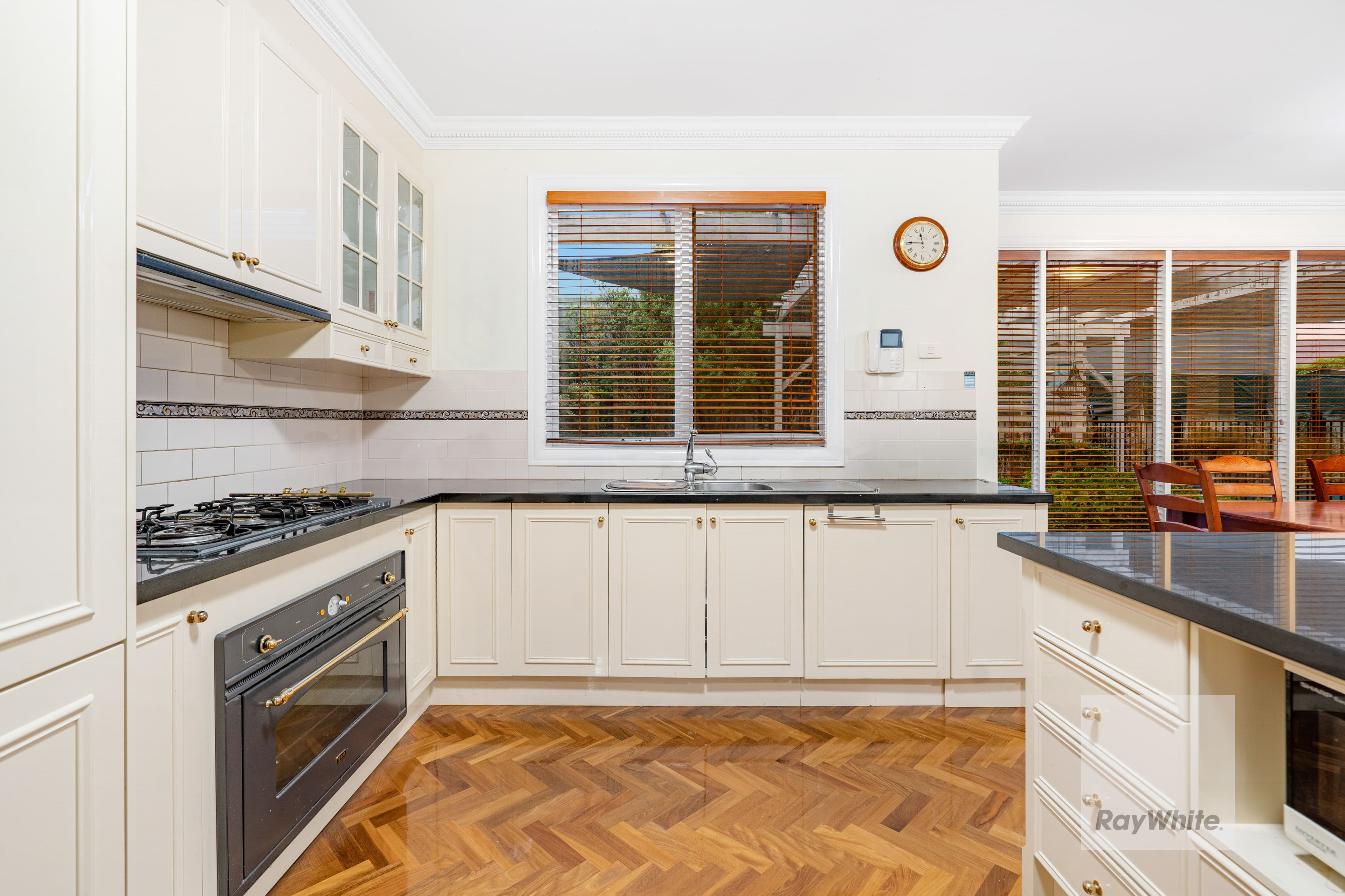 6 Bushy Park Avenue, Caroline Springs VIC 3023, Caroline Springs - Thumbnail 7