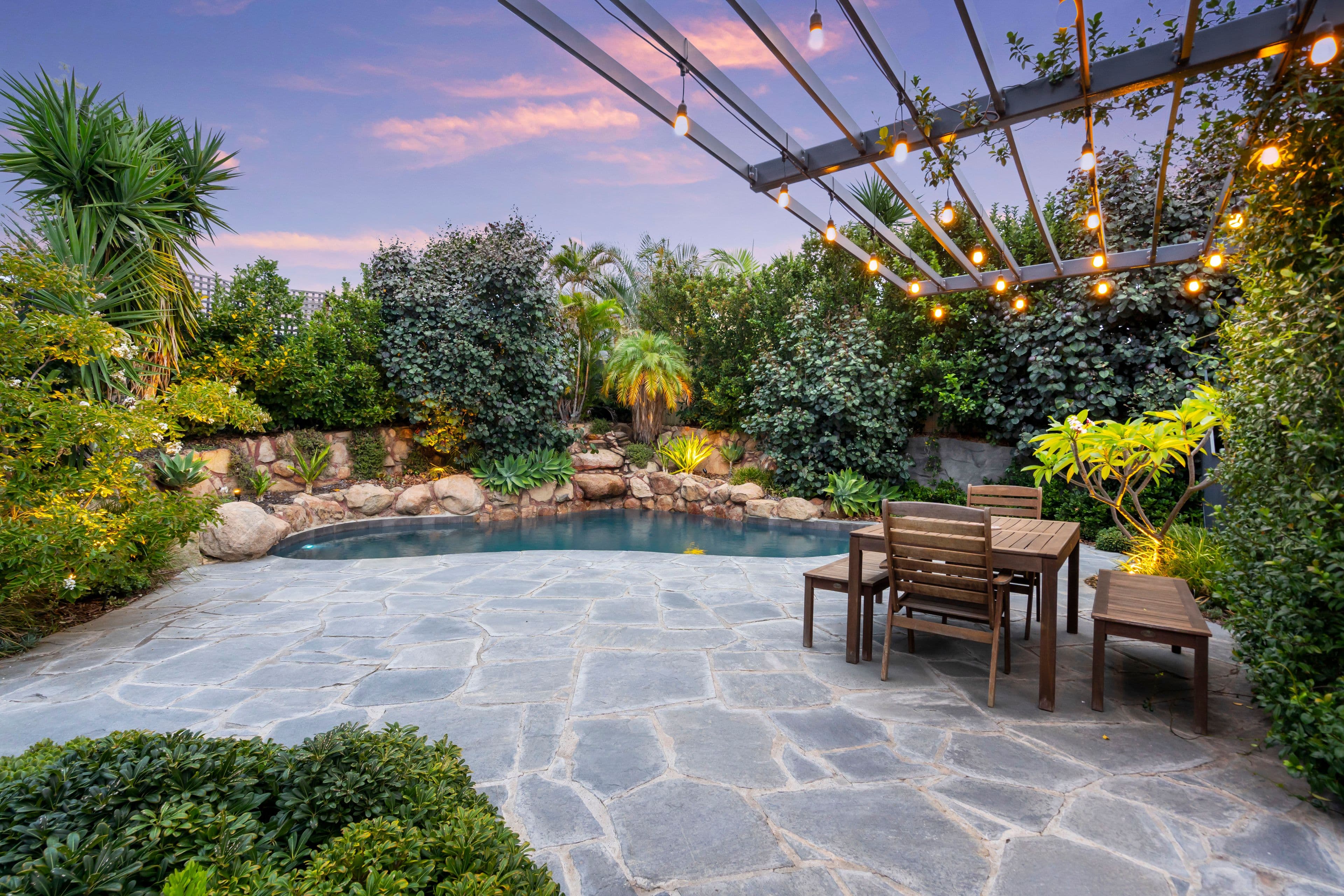 16 Oxcliffe Road, Doubleview WA 6018, Doubleview - Thumbnail 2