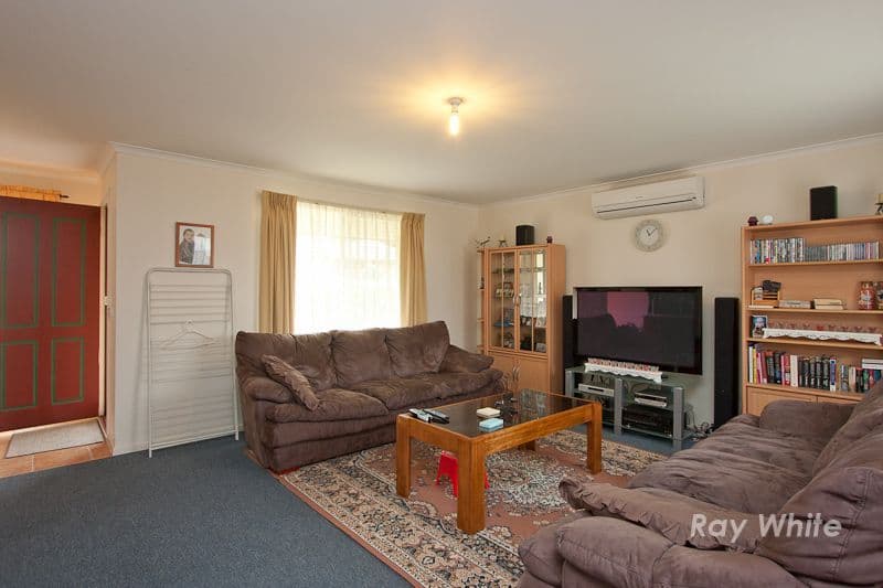 7 Jarrah Court, PAKENHAM VIC 3810, Pakenham - Thumbnail 3