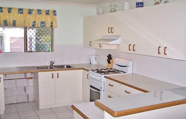 14 Mylne Court, Torquay QLD 4655, Torquay - Thumbnail 3