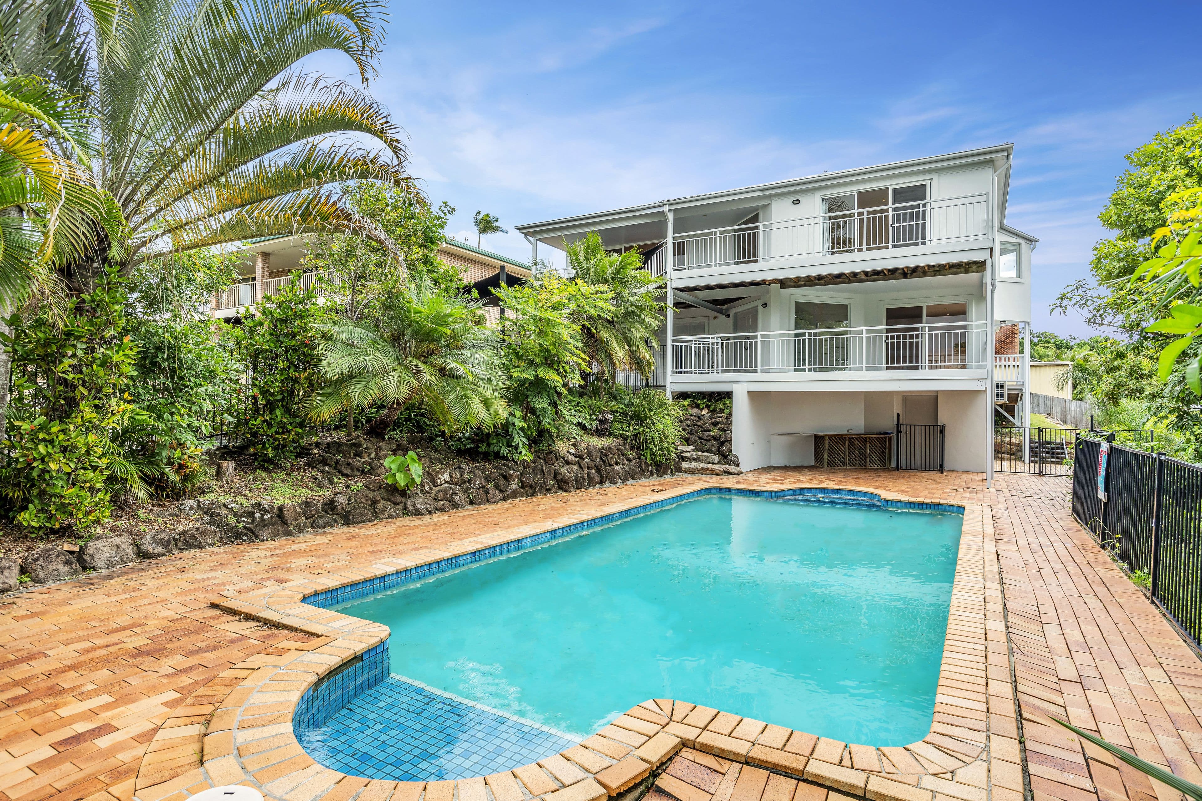 13 Nottingham Place, Highland Park QLD 4211, Highland Park - Thumbnail 3