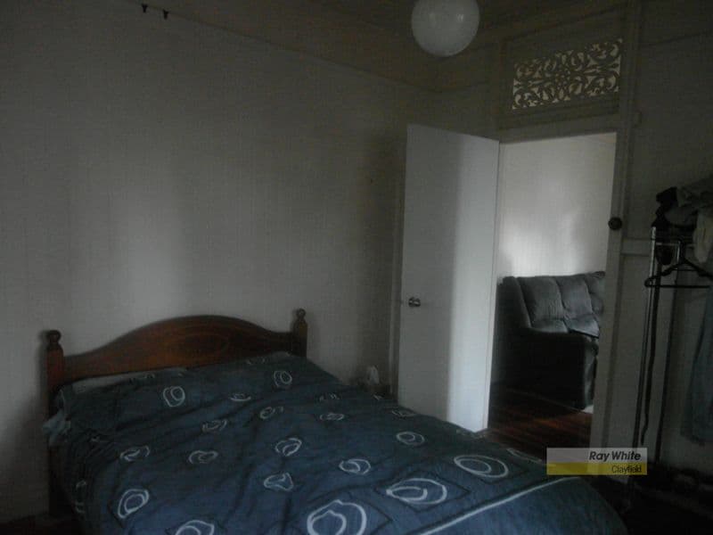 10 Frances Avenue, WOOLOOWIN QLD 4030, Wooloowin - Thumbnail 5