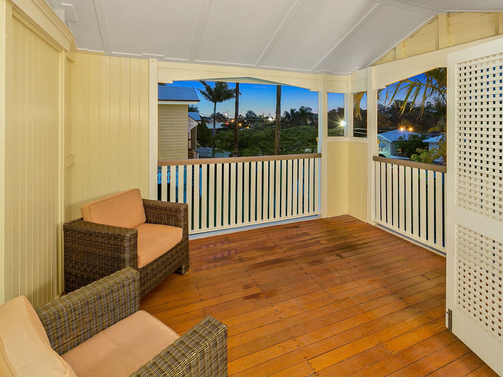 9 Peasant Street, Holland Park West QLD 4121, Holland Park West - Thumbnail 4