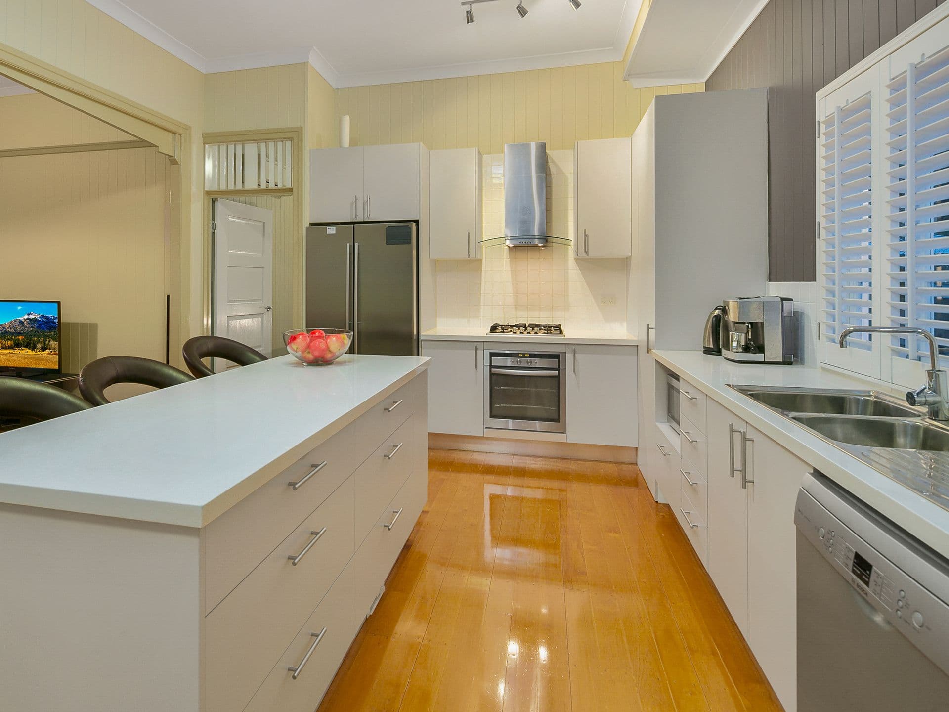 9 Peasant Street, Holland Park West QLD 4121, Holland Park West - Thumbnail 7