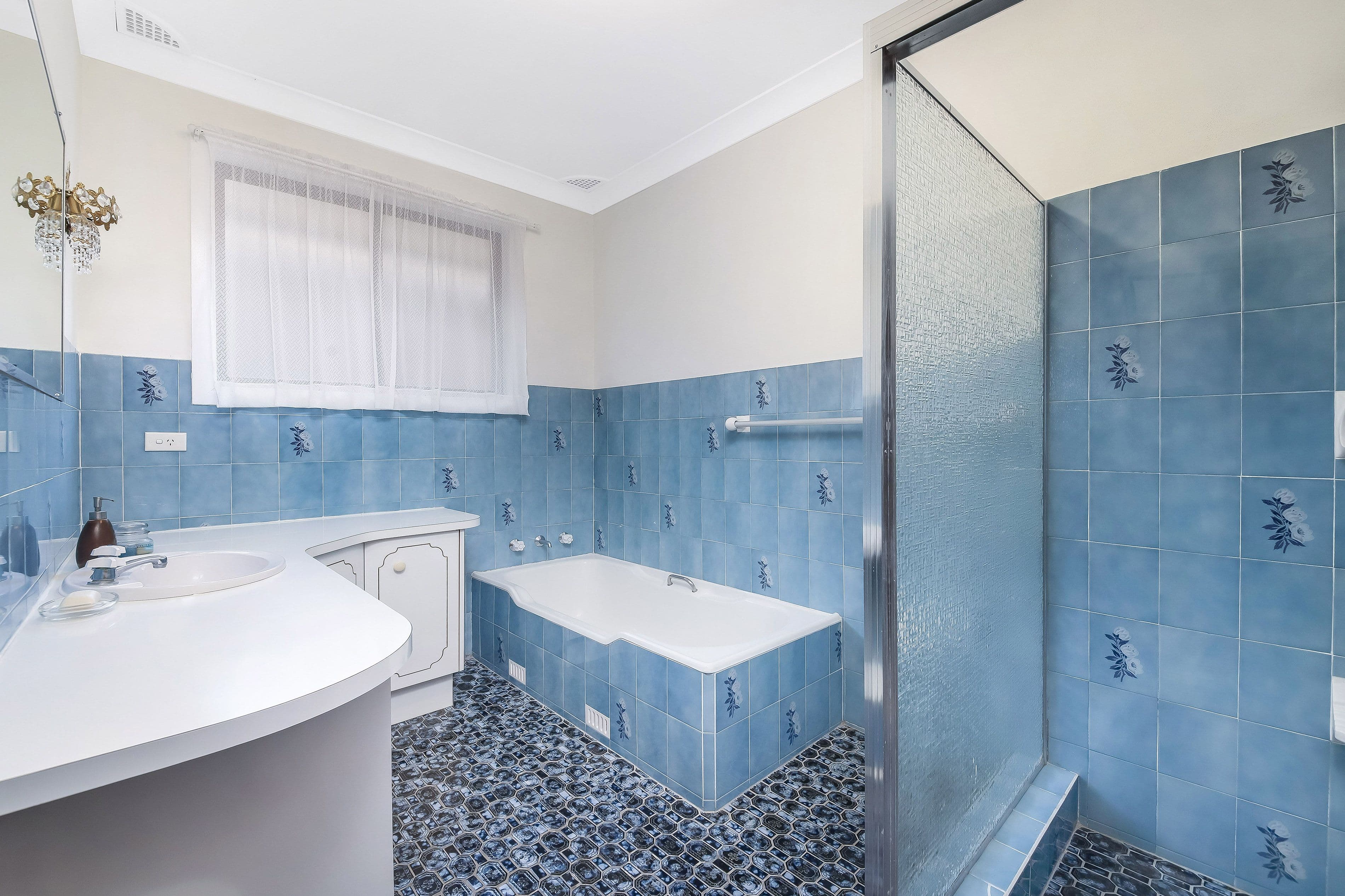 14 Salamander Place, Mount Lewis - Thumbnail 7