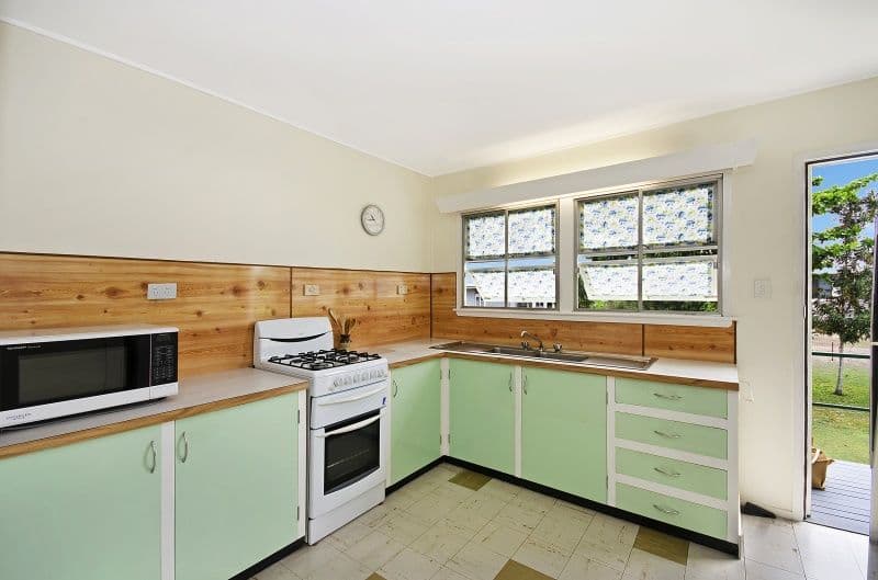 221 Bayswater Road, CURRAJONG QLD 4812, Currajong - Thumbnail 4