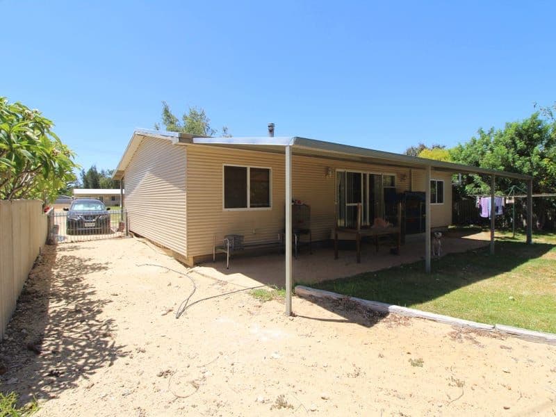 28 Cameron Street, Jurien Bay WA 6516, Jurien Bay - Thumbnail 4