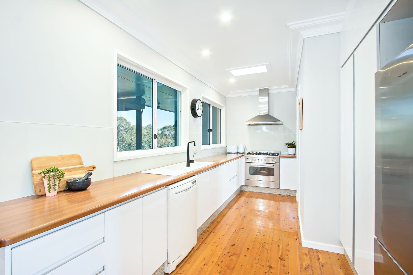 22 Park Road, Garden Suburb - Image 1