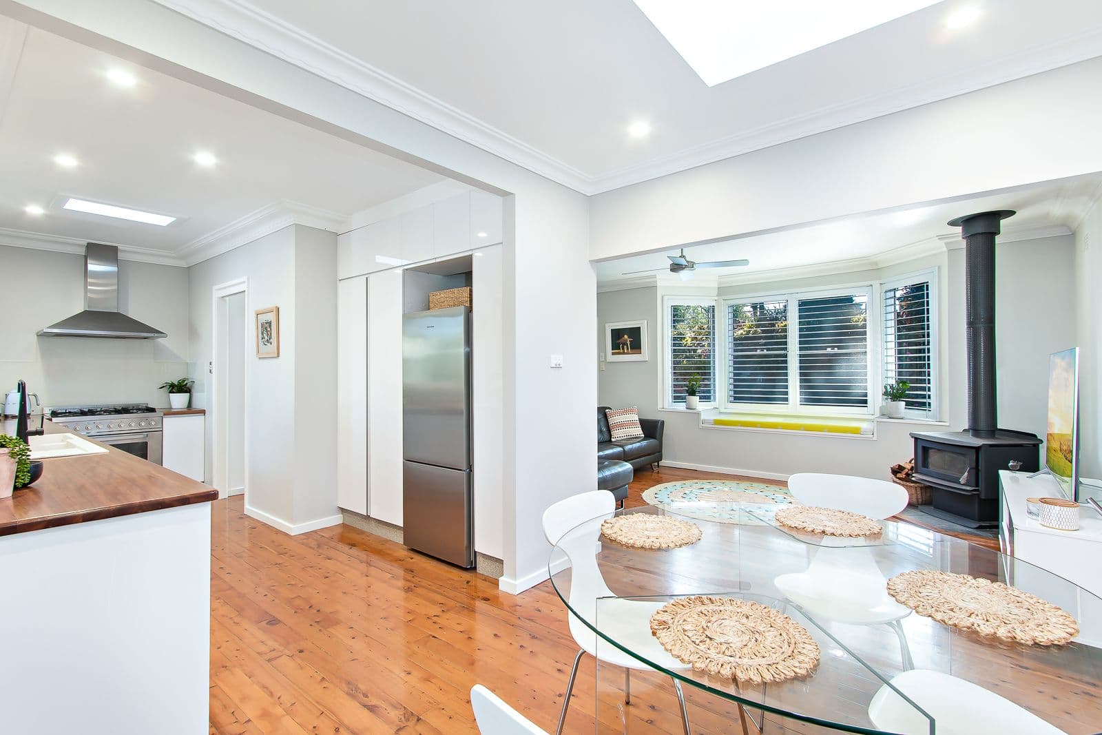 22 Park Road, Garden Suburb - Thumbnail 3
