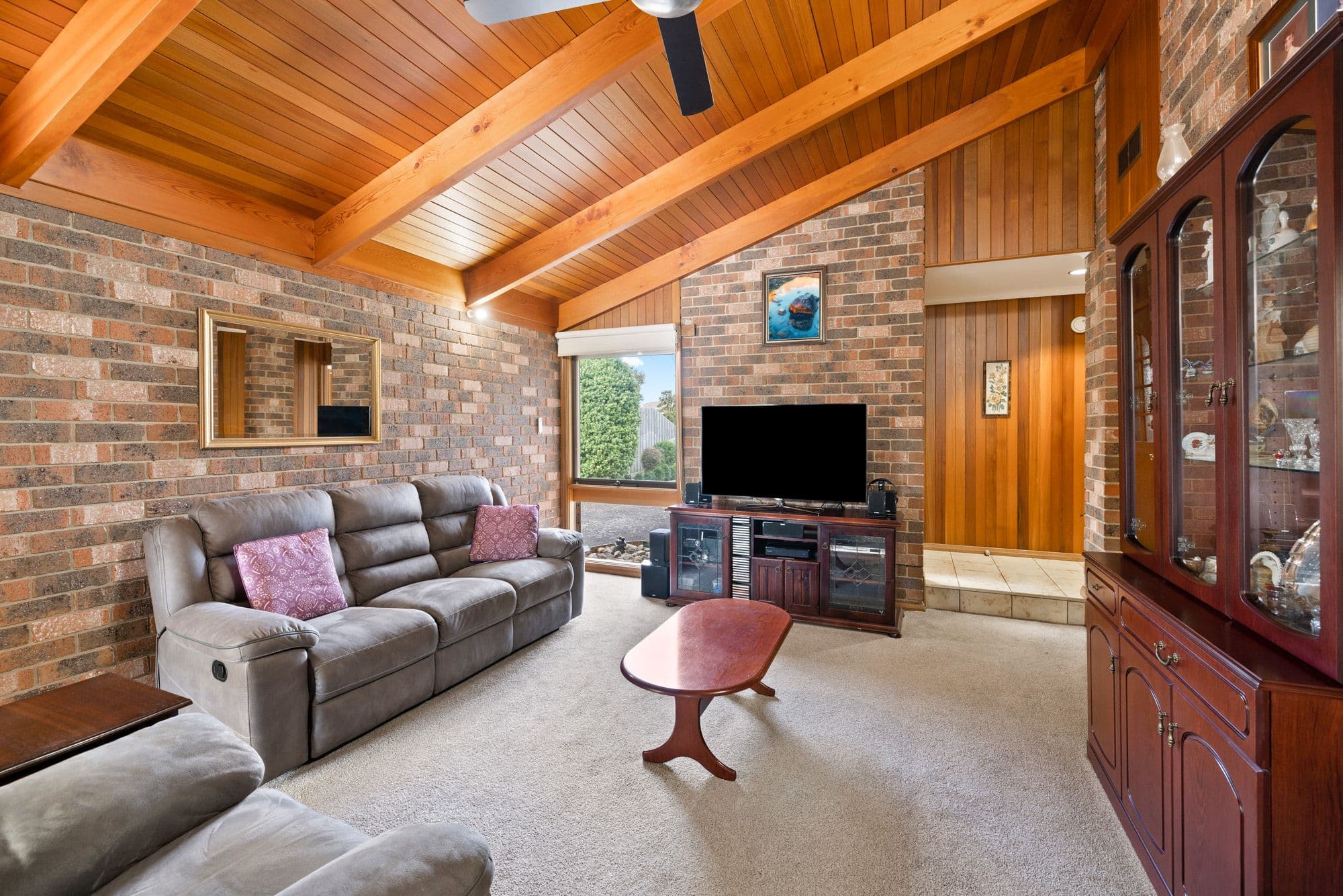 6 Dewan Avenue, Werribee VIC 3030, Werribee - Thumbnail 3