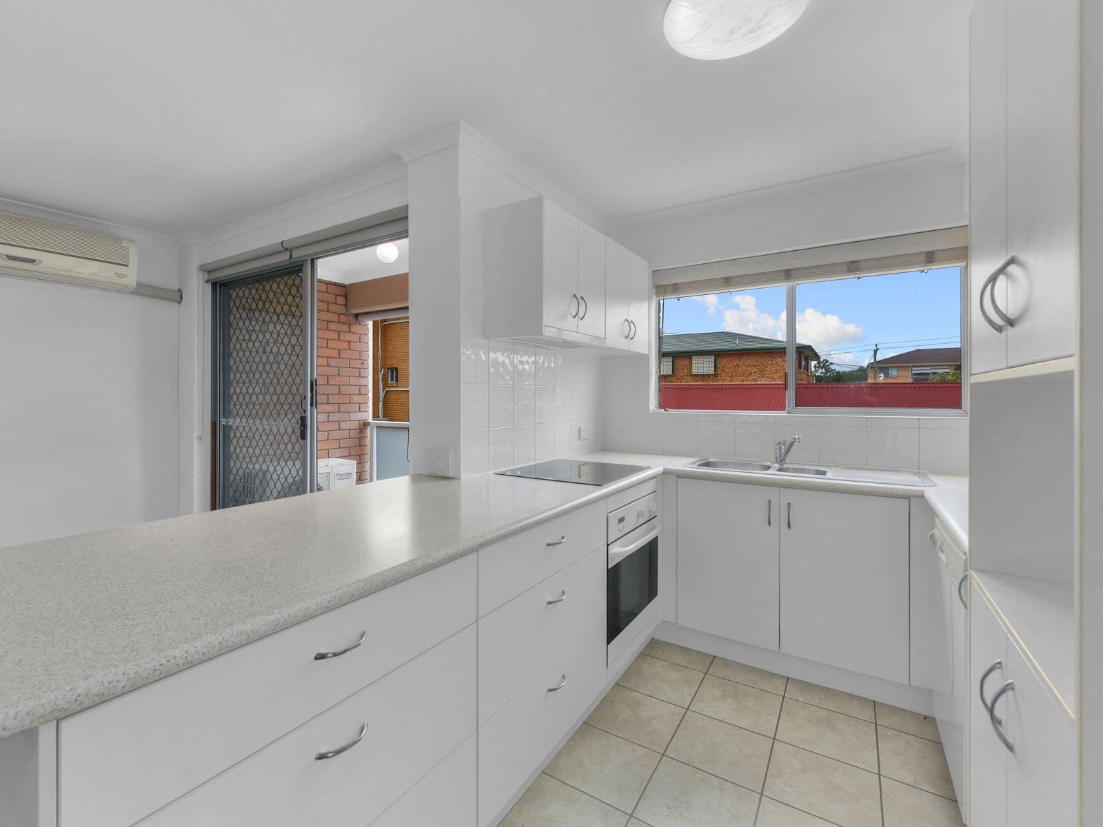 28 Haig Street, Coorparoo QLD 4151, Coorparoo - Thumbnail 5