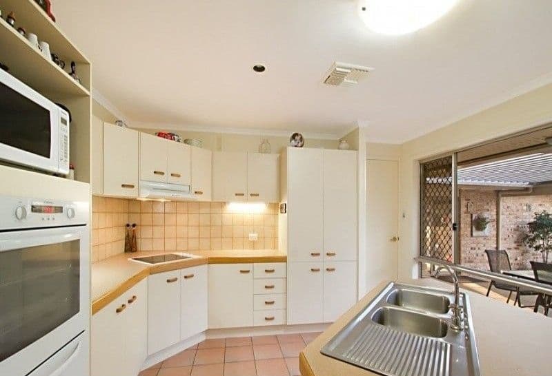 79 Azalea Crescent, CALAMVALE QLD 4116, Calamvale - Thumbnail 8
