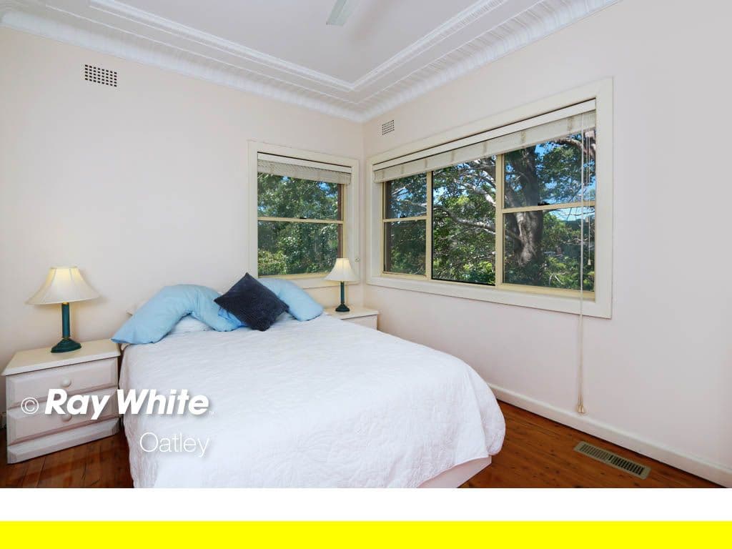 48 Lansdowne Parade, OATLEY NSW 2223, Oatley - Thumbnail 4