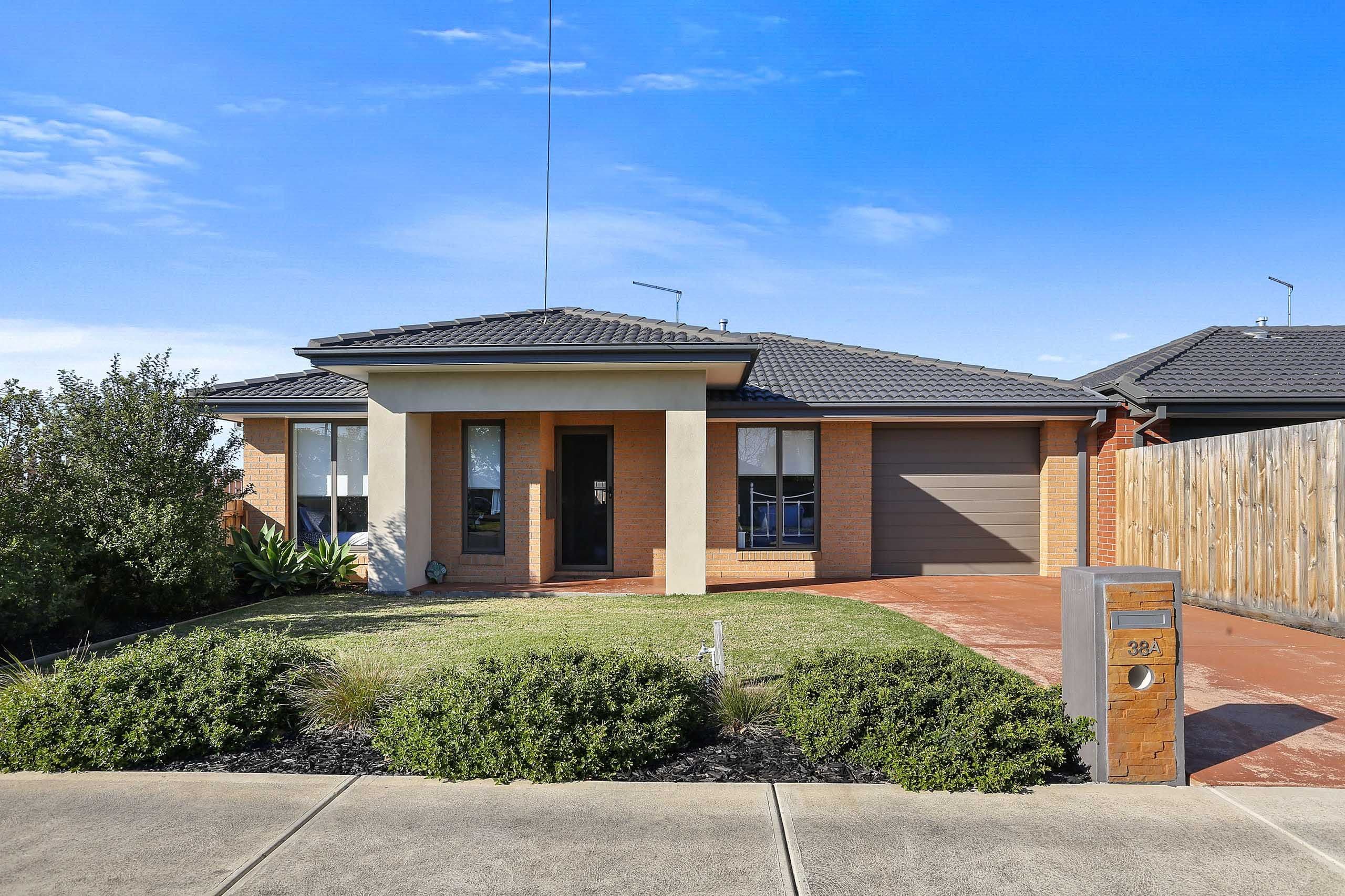 38A Pettitt Crescent, Norlane VIC 3214, Norlane - Image 1
