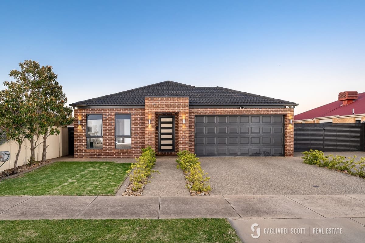 8 Hillsborough Avenue, Shepparton, Shepparton - Image 1