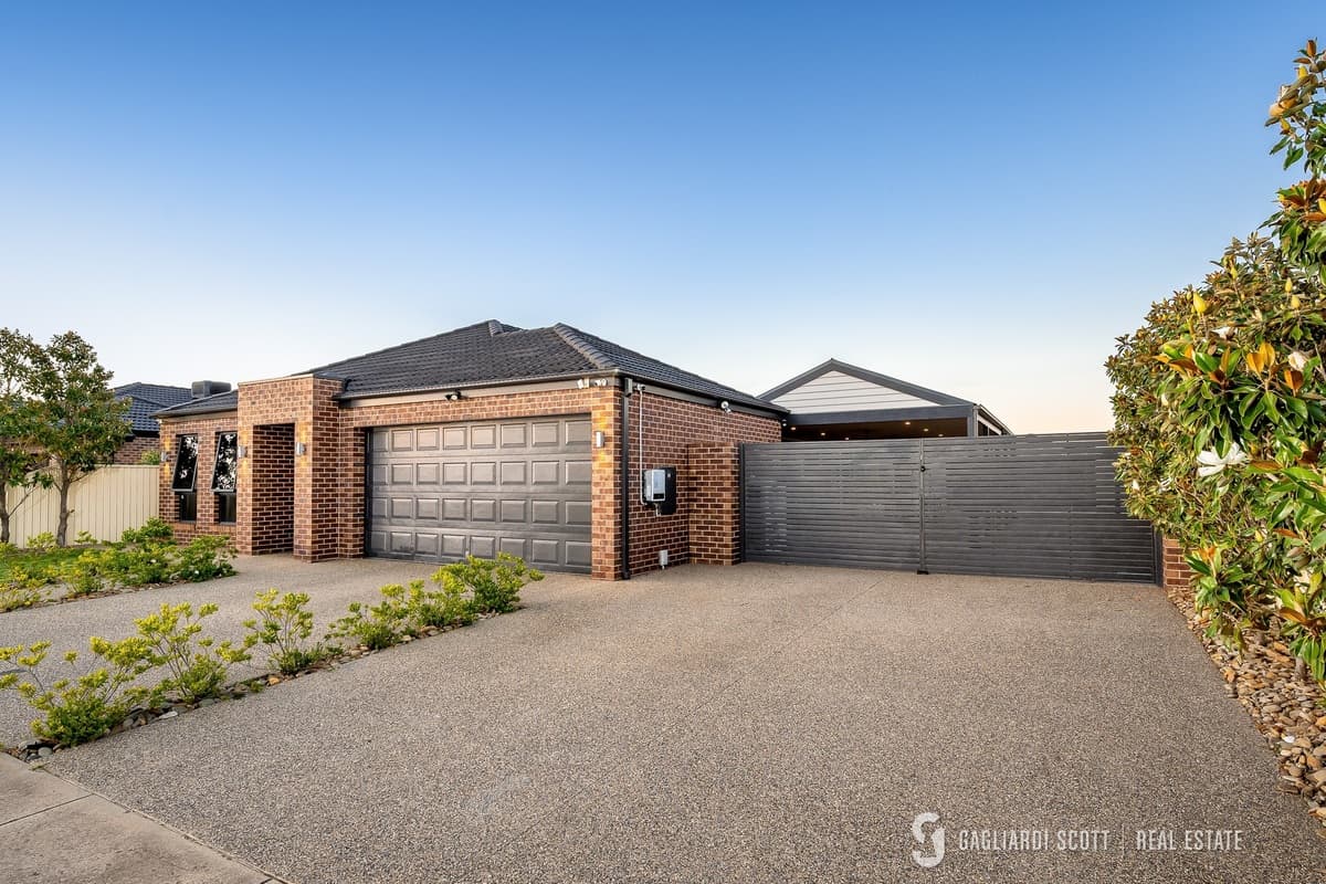 8 Hillsborough Avenue, Shepparton, Shepparton - Thumbnail 2