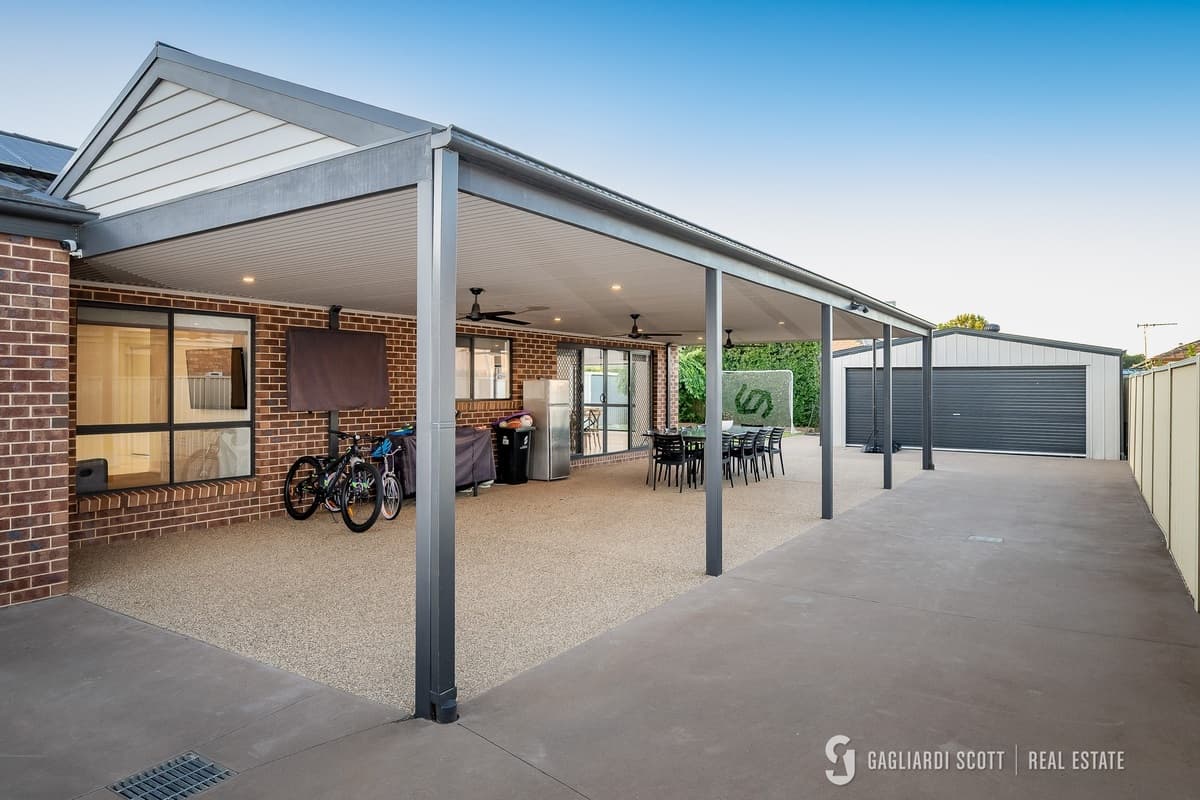 8 Hillsborough Avenue, Shepparton, Shepparton - Thumbnail 6