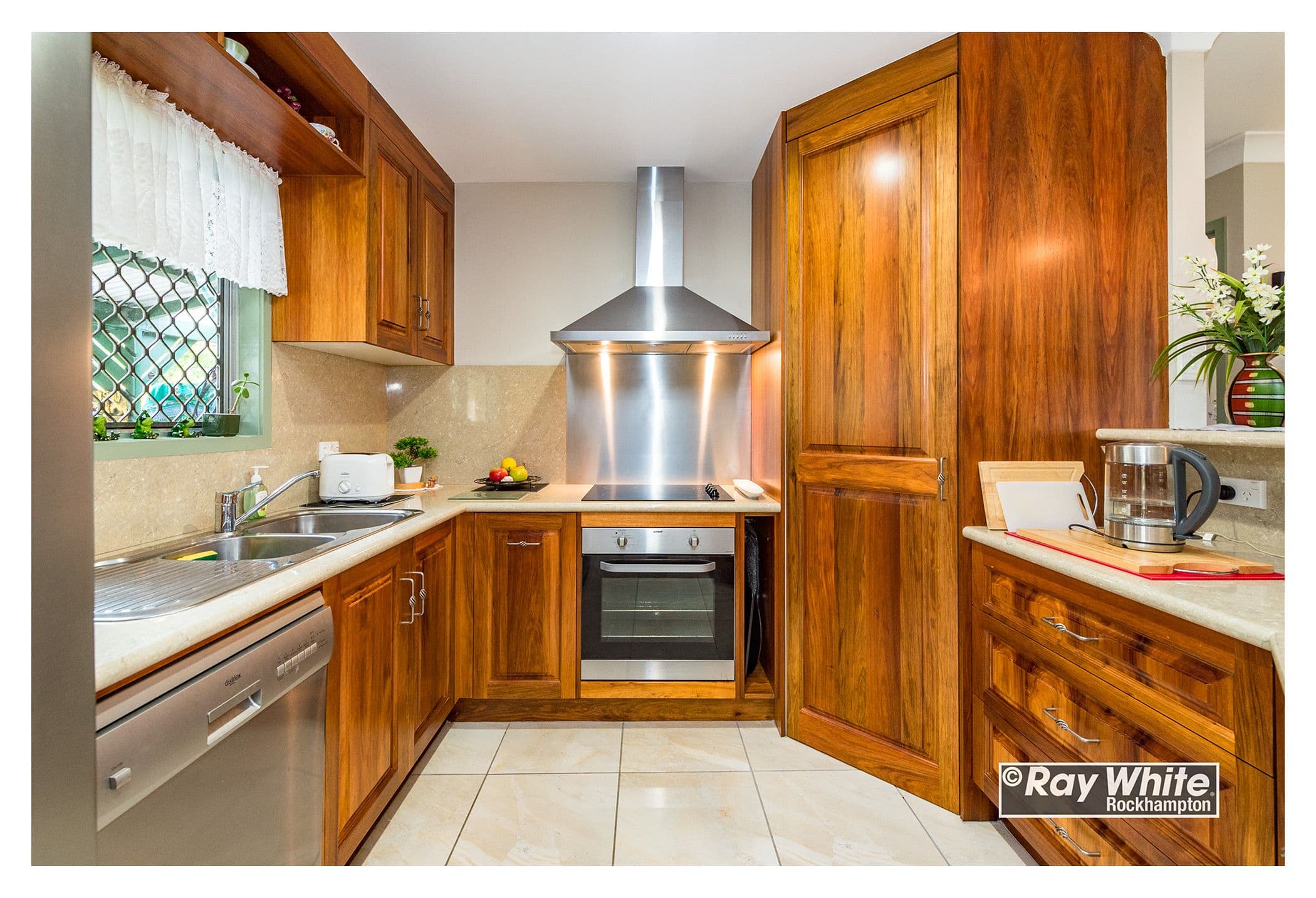 42 Capricorn Crescent, Norman Gardens QLD 4701, Norman Gardens - Thumbnail 5