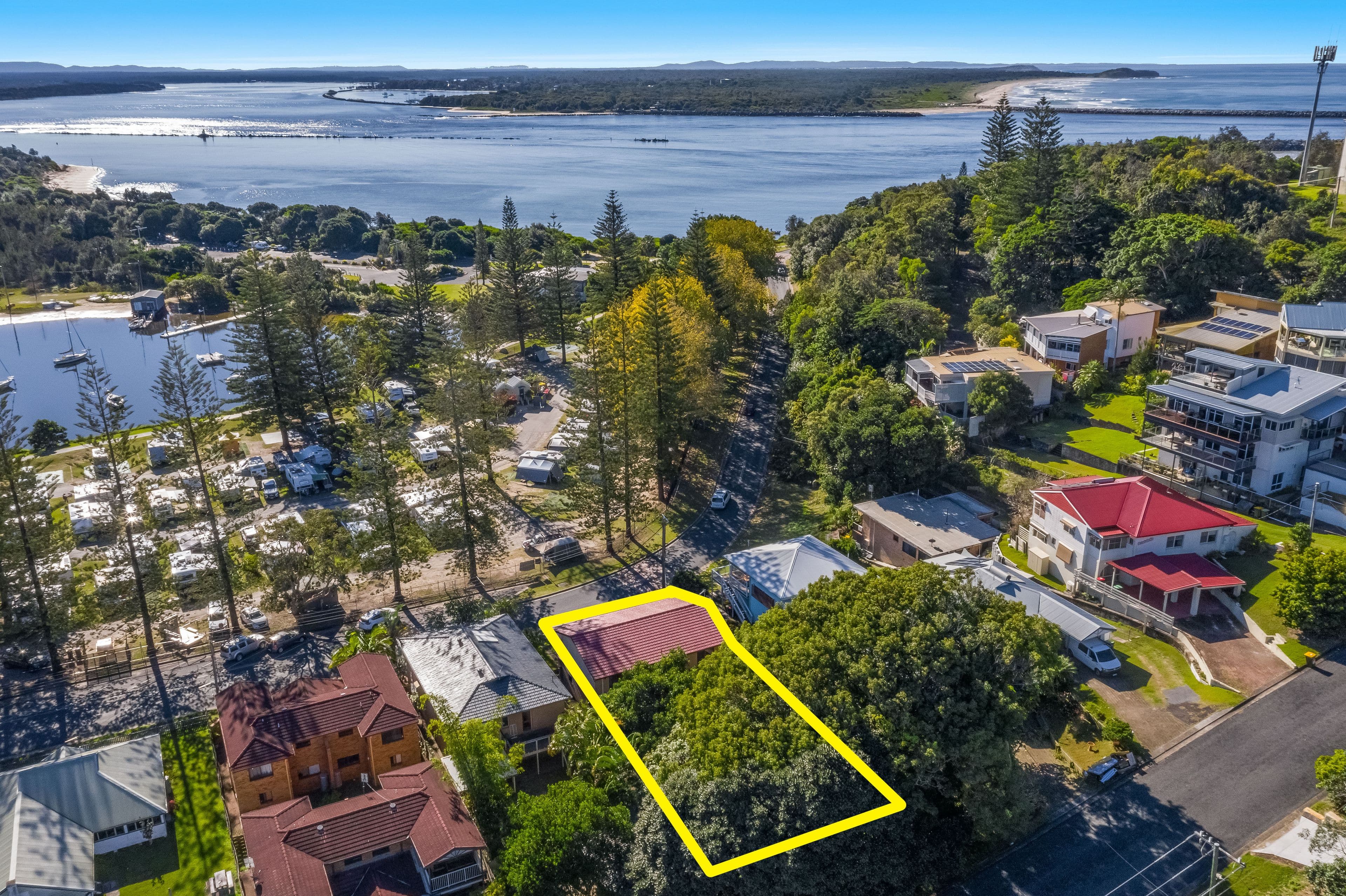 4 Harbour Street, Yamba NSW 2464, Yamba - Image 1