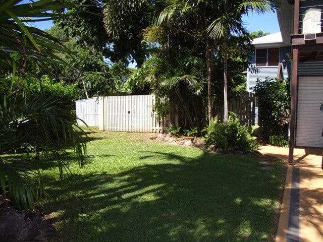 20 Grace Crescent, SLADE POINT QLD 4740, Slade Point - Thumbnail 3