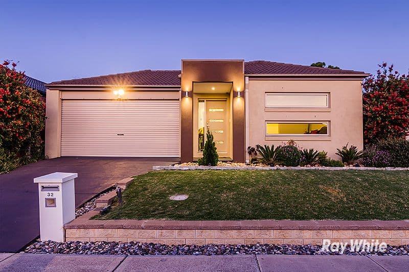 32 Silverwattle Drive, Lyndhurst VIC 3975, Lyndhurst - Image 1