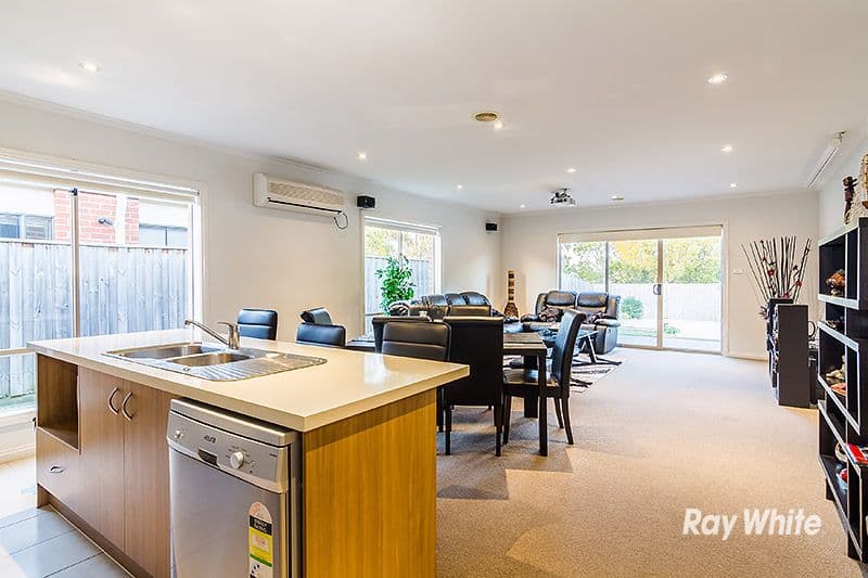 32 Silverwattle Drive, Lyndhurst VIC 3975, Lyndhurst - Thumbnail 3