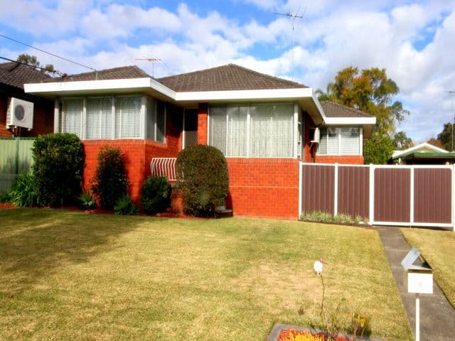 8 Lurnea Avenue, GEORGES HALL NSW 2198, Georges Hall - Image 1