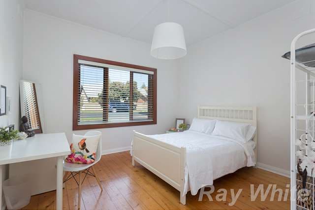 7 Sturt Street, Victor Harbor SA 5211, Victor Harbor - Thumbnail 5