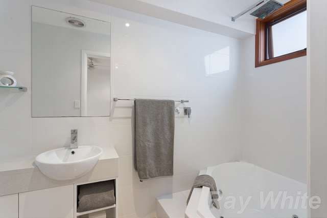 7 Sturt Street, Victor Harbor SA 5211, Victor Harbor - Thumbnail 8