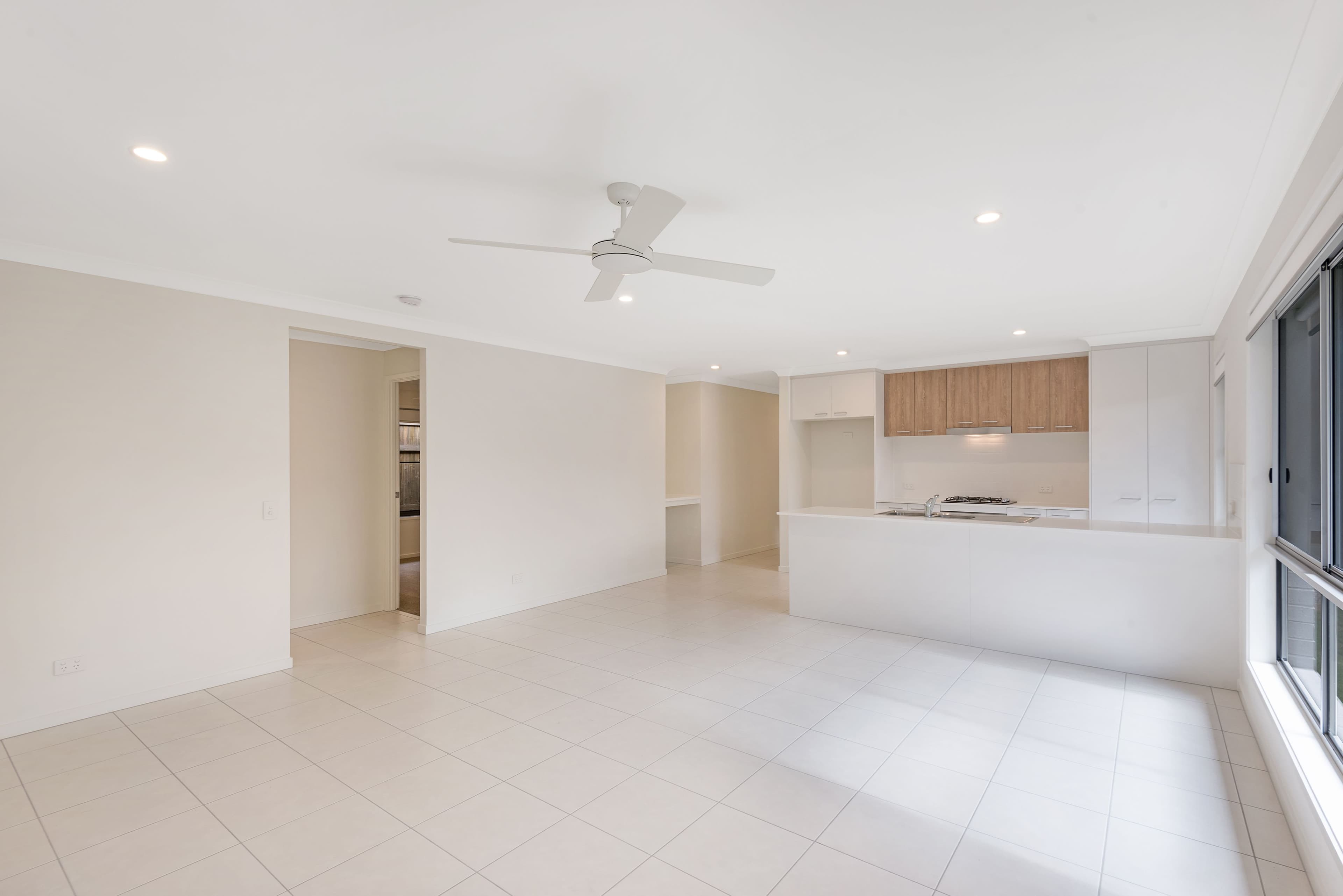 54 Gardenia Circuit, Dakabin QLD 4503, Dakabin - Thumbnail 4