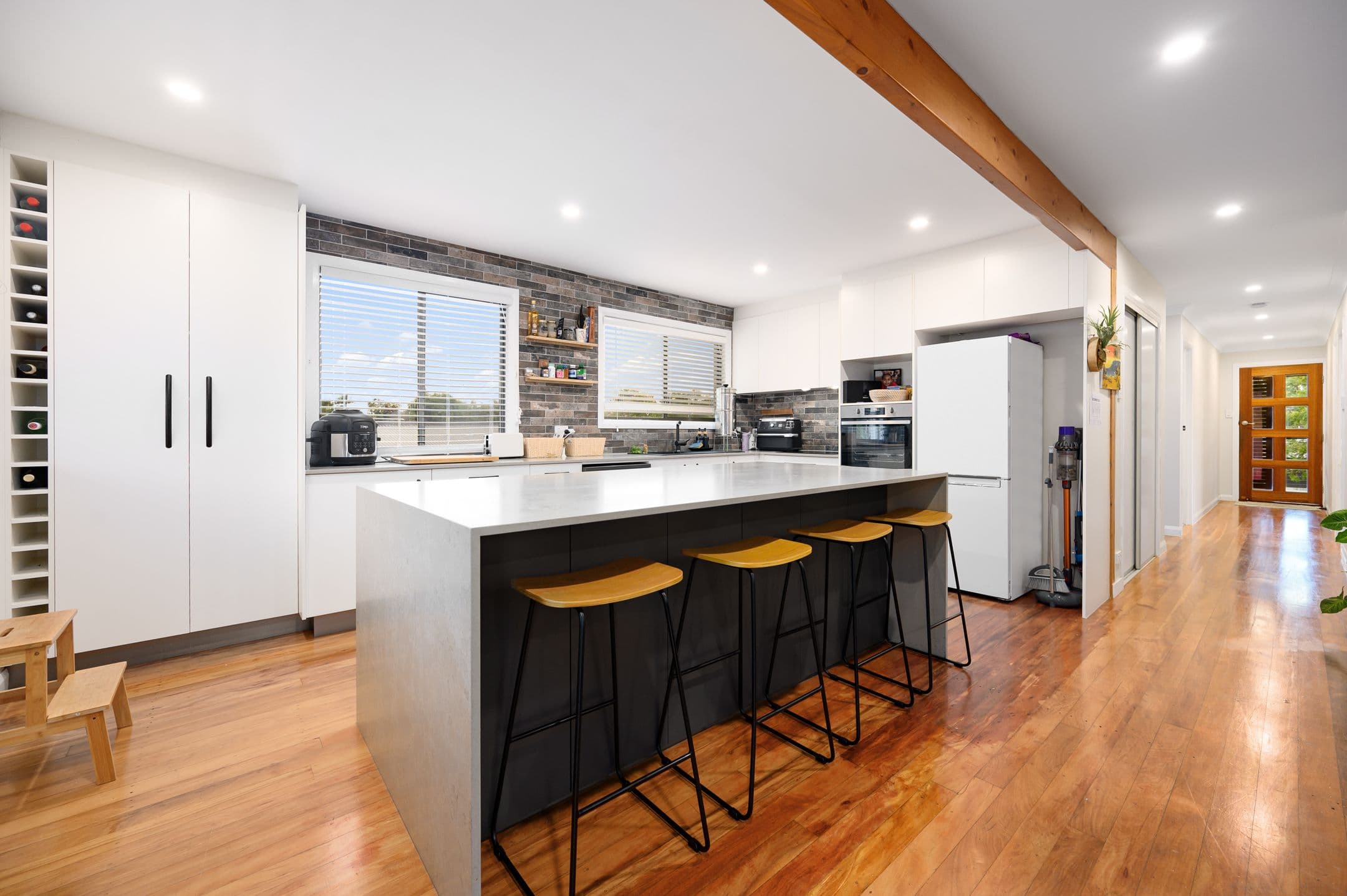 17 Tarni Street, Coombabah QLD 4216, Coombabah - Image 1