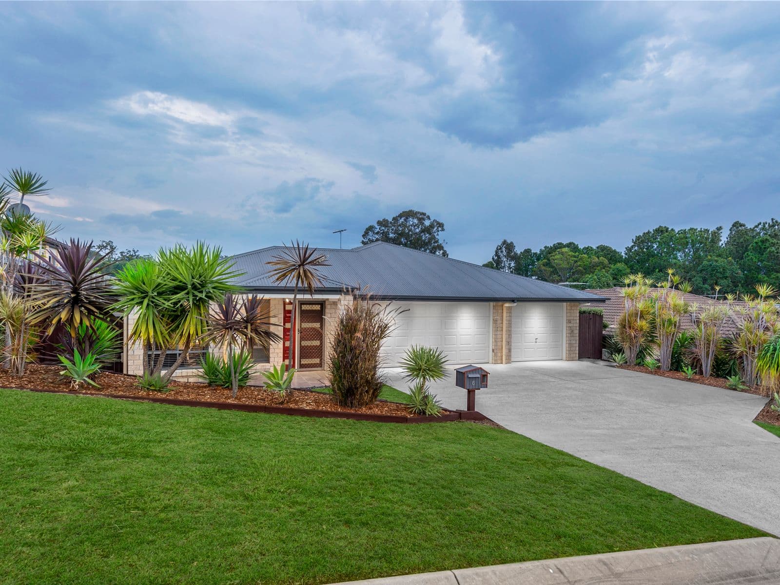 6 Elle Court, Cashmere QLD 4500, Cashmere - Thumbnail 2