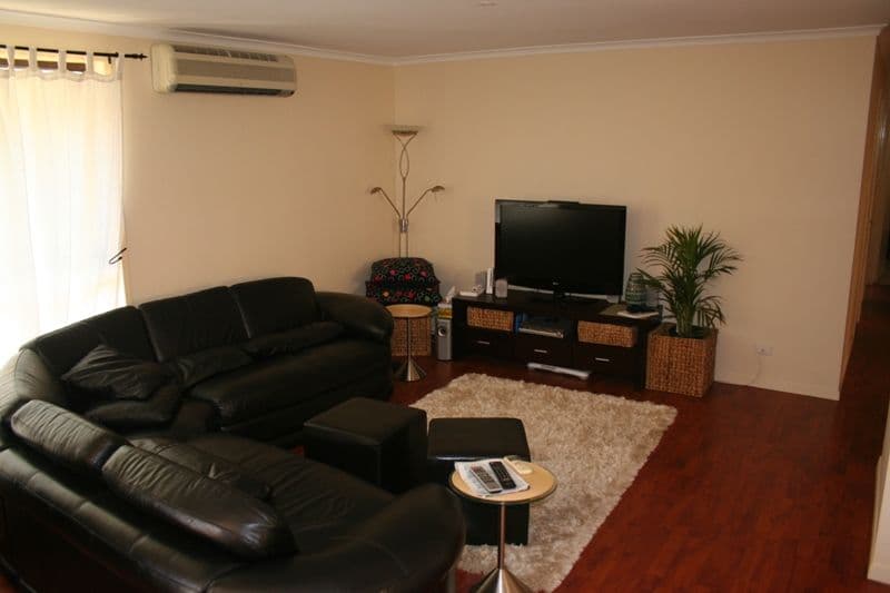 5 Honeysuckle Drive, BOKARINA QLD 4575, Bokarina - Thumbnail 2
