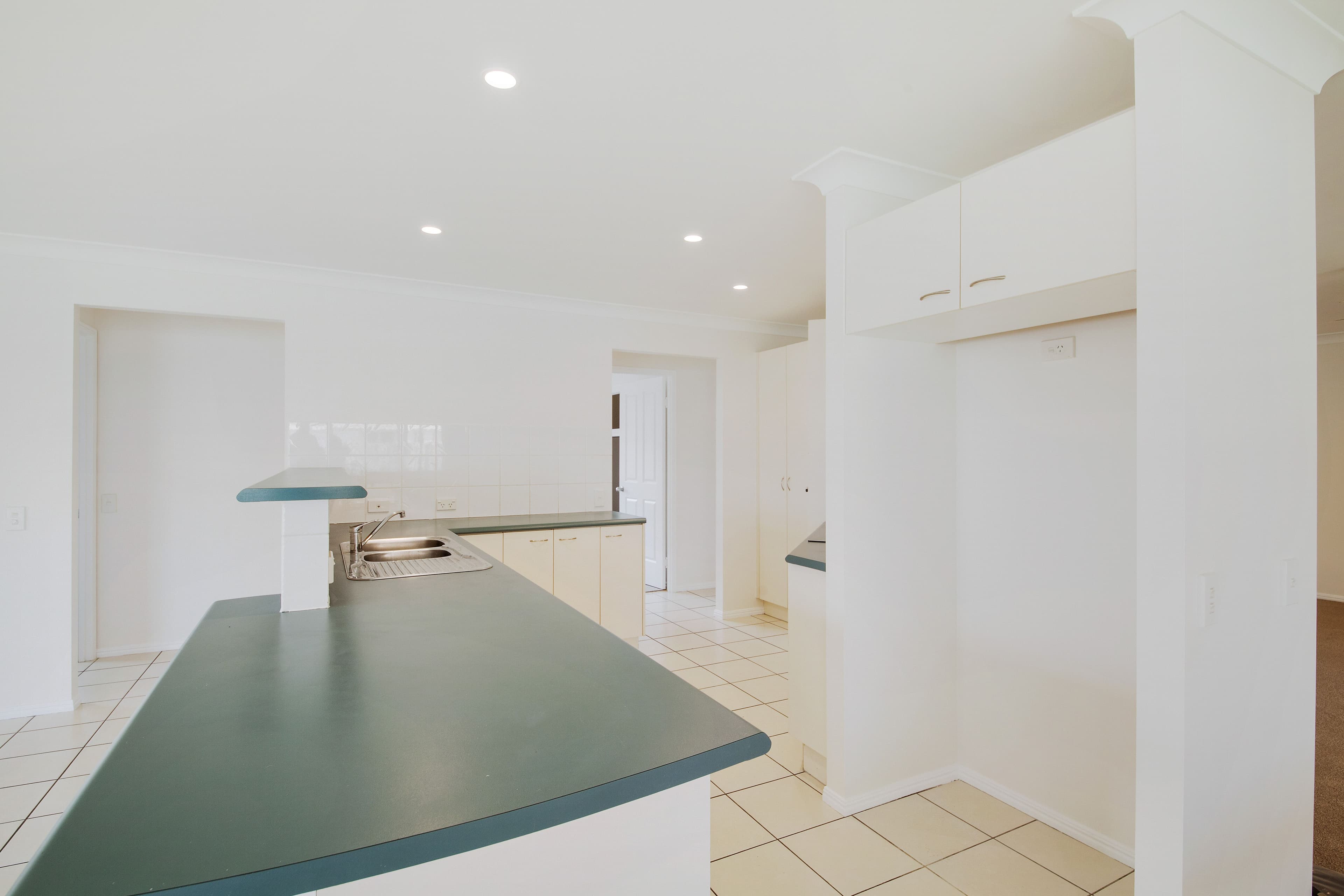 12 Pembroke Crescent, Sippy Downs QLD 4556, Sippy Downs - Thumbnail 4